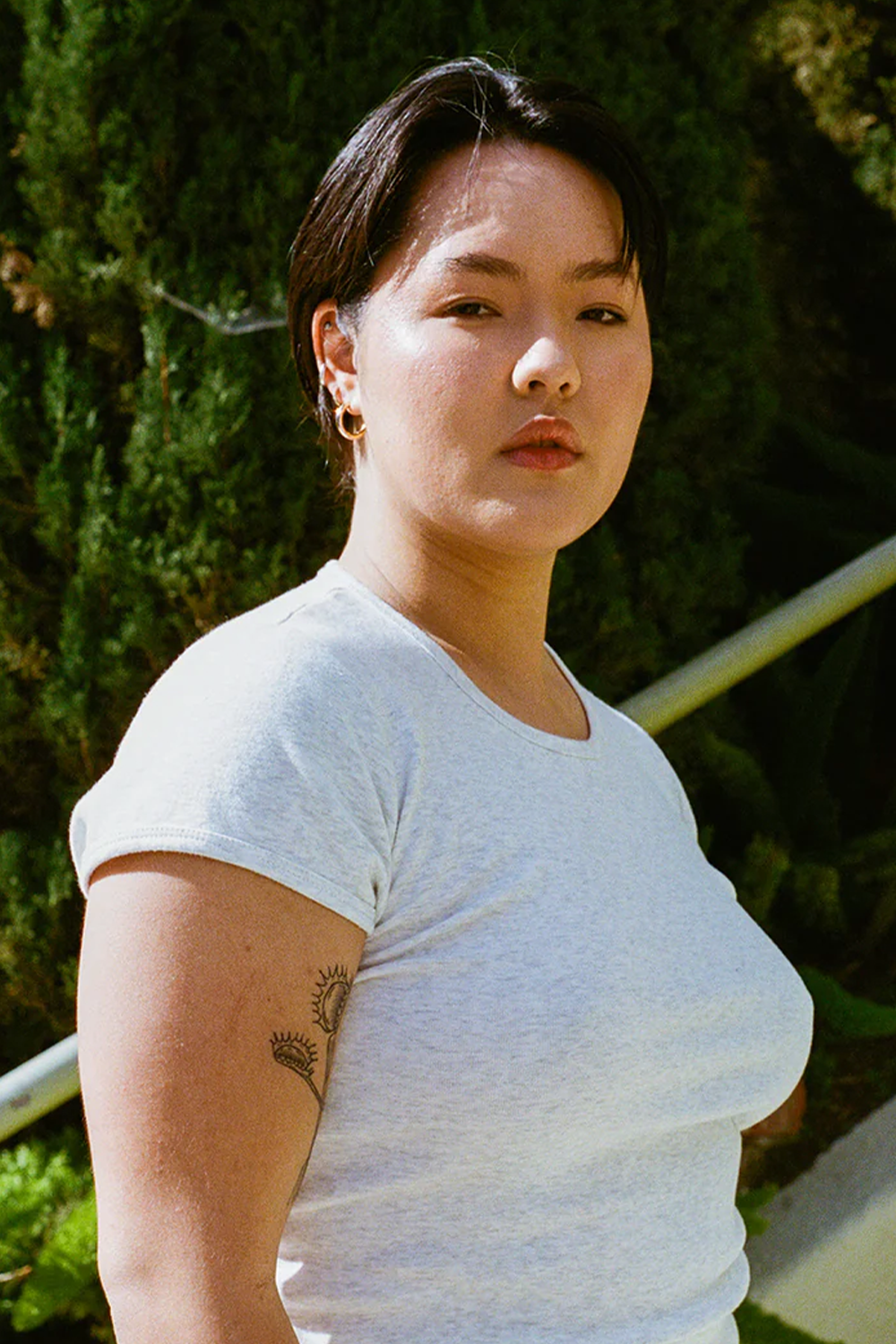 BELLEVUE TEE | ASH GREY